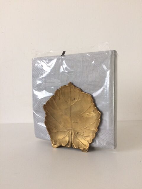 Mail holder, solid brass leaf 1970
