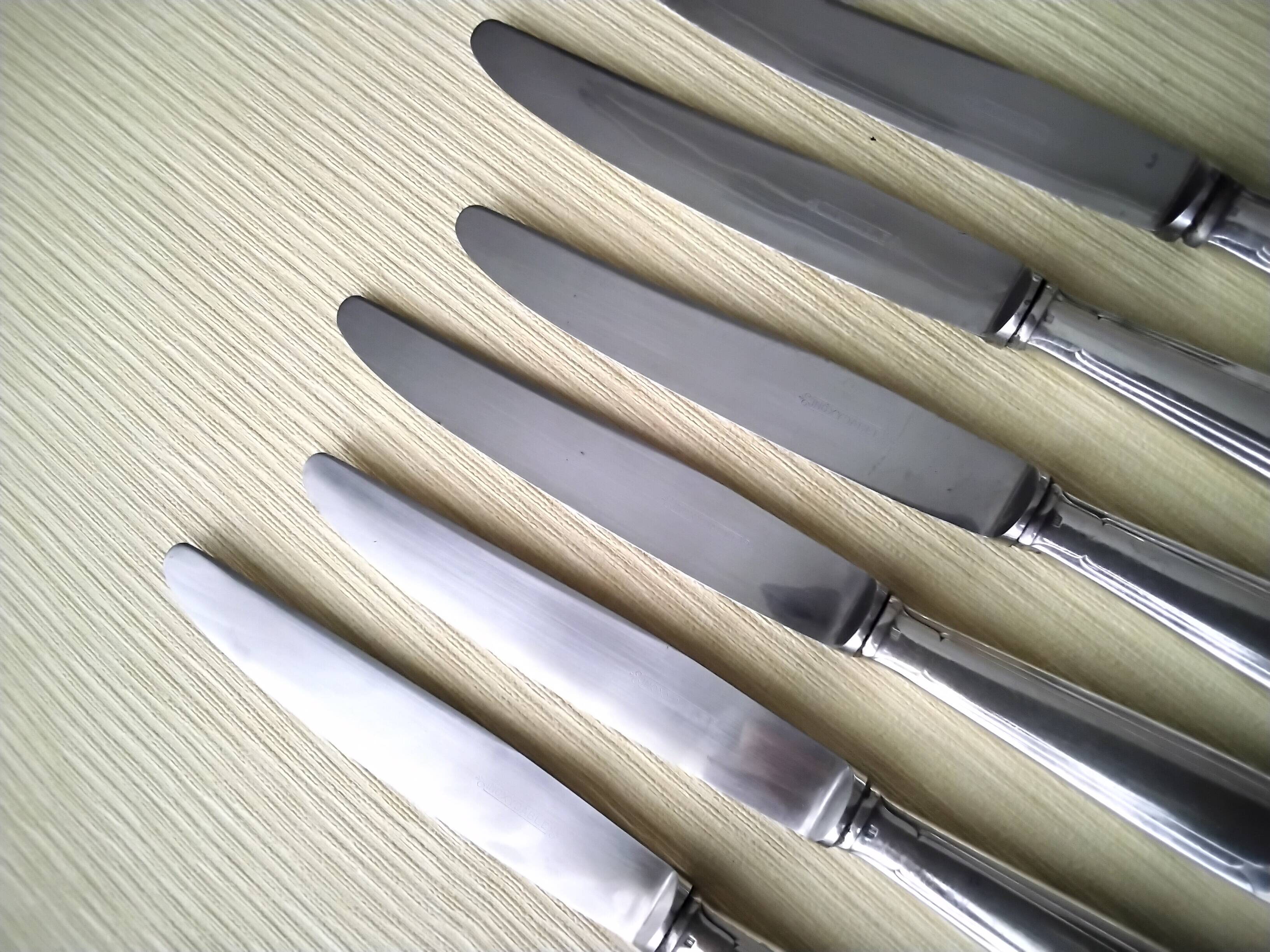 6 LB silver plated and stainless steel table knives