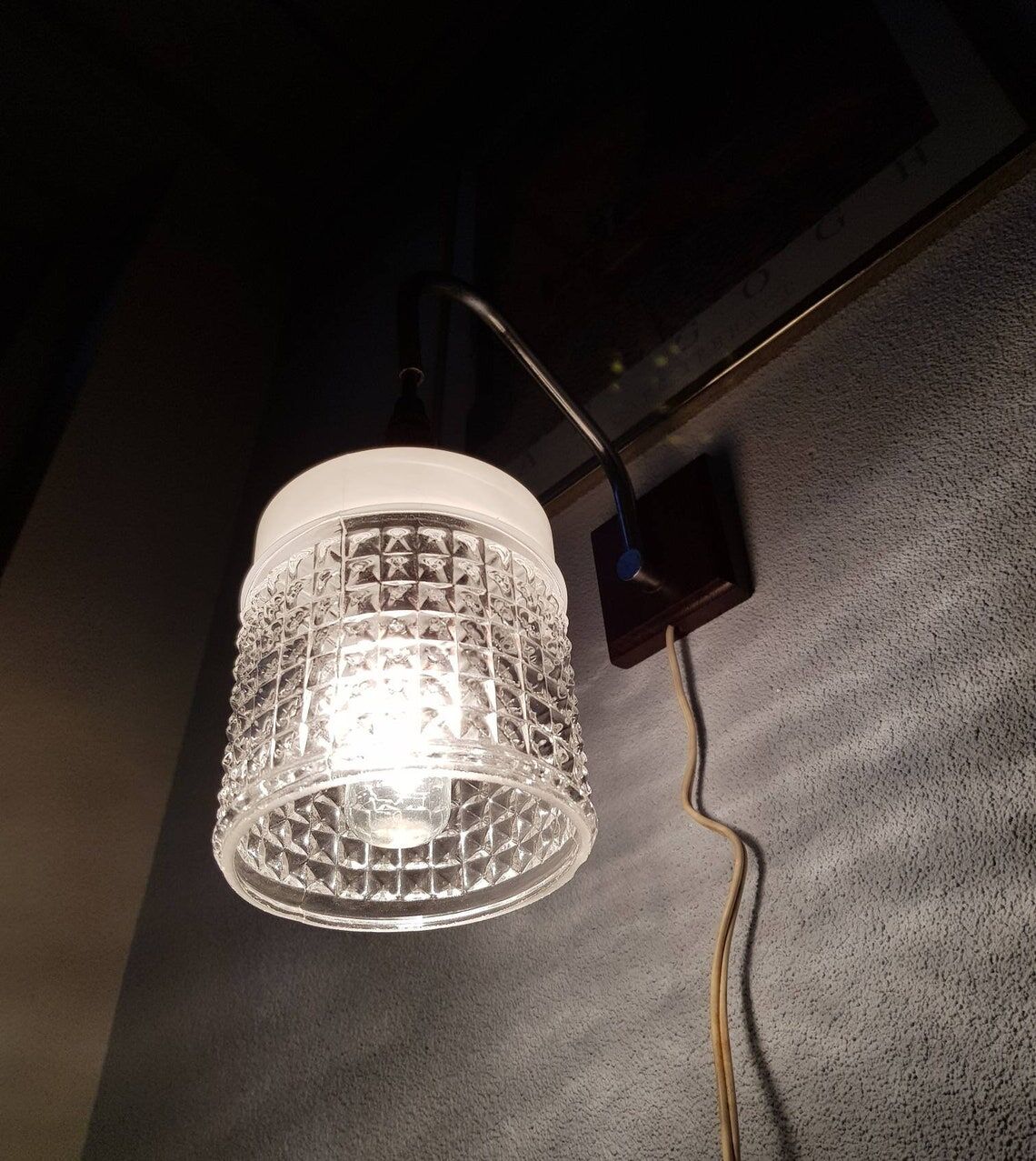 Wall lamp in wood and chrome glass 70s