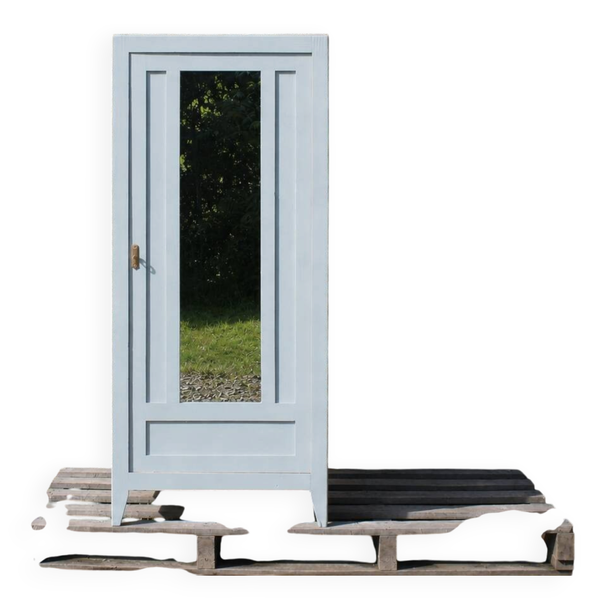 Renovated vintage wardrobe – Haussmannian style / chic country