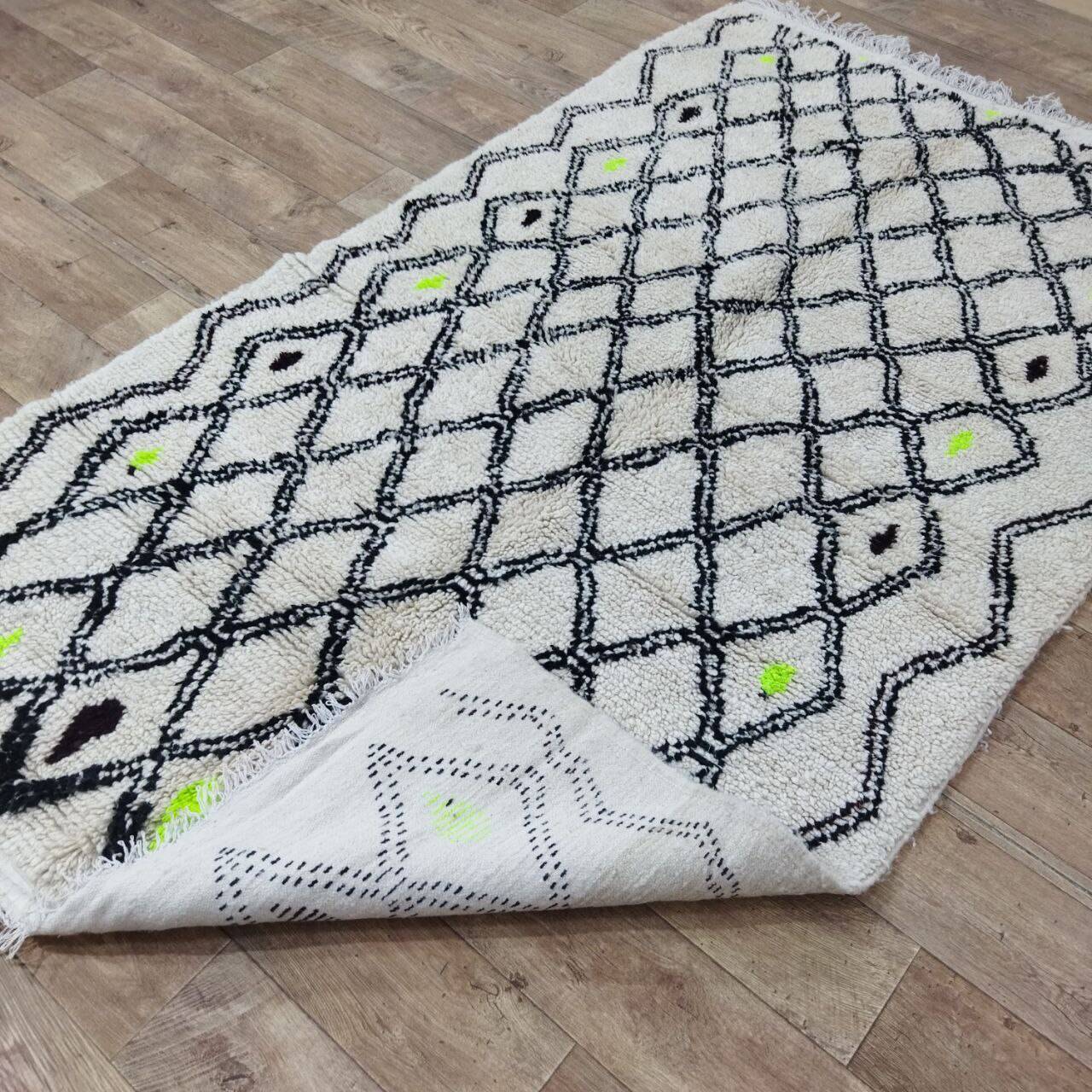 Handmade wool Berber rug 236 x 140 cm