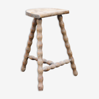 Tabouret tripode