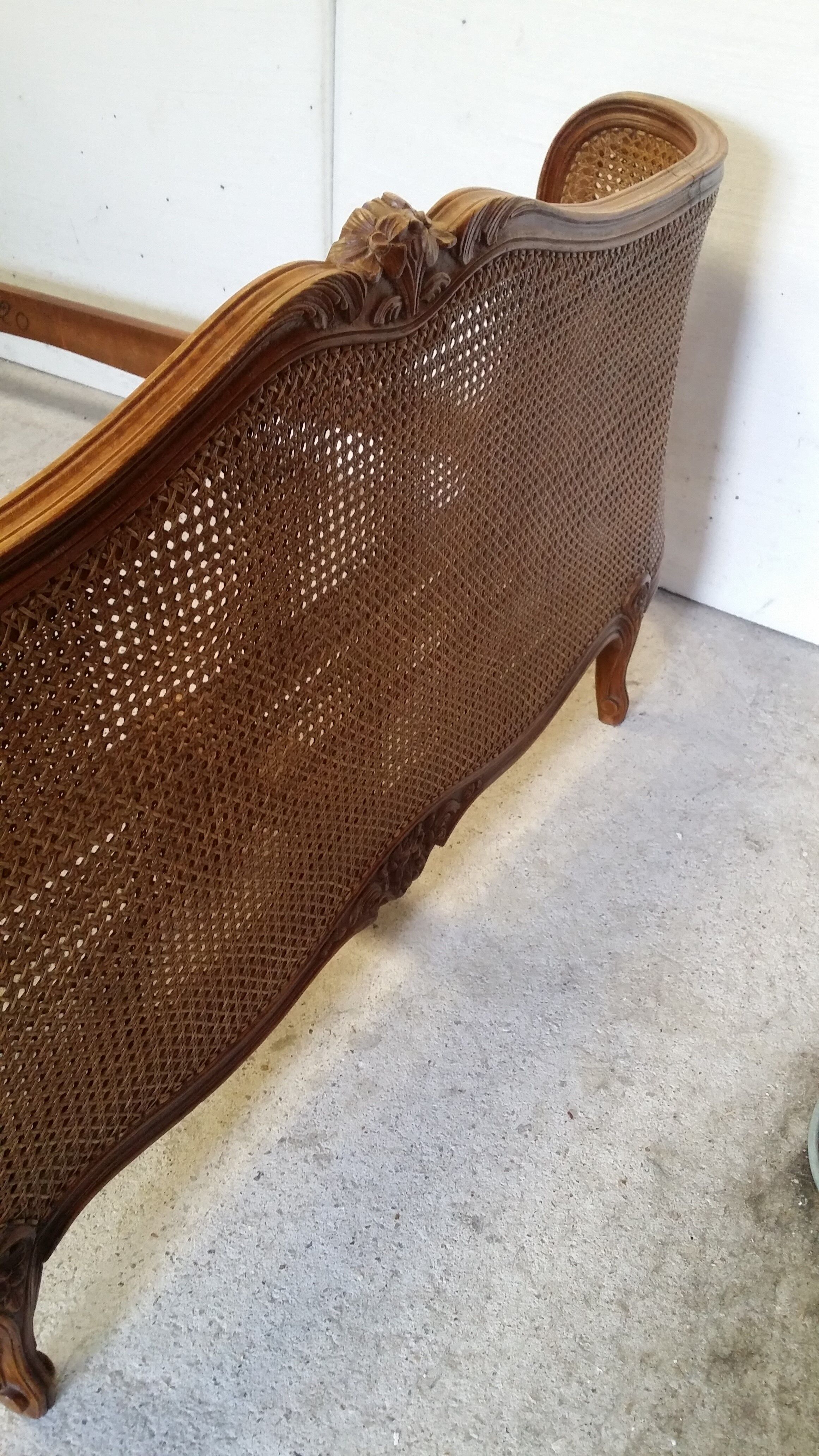 Wooden bed with canna bottom