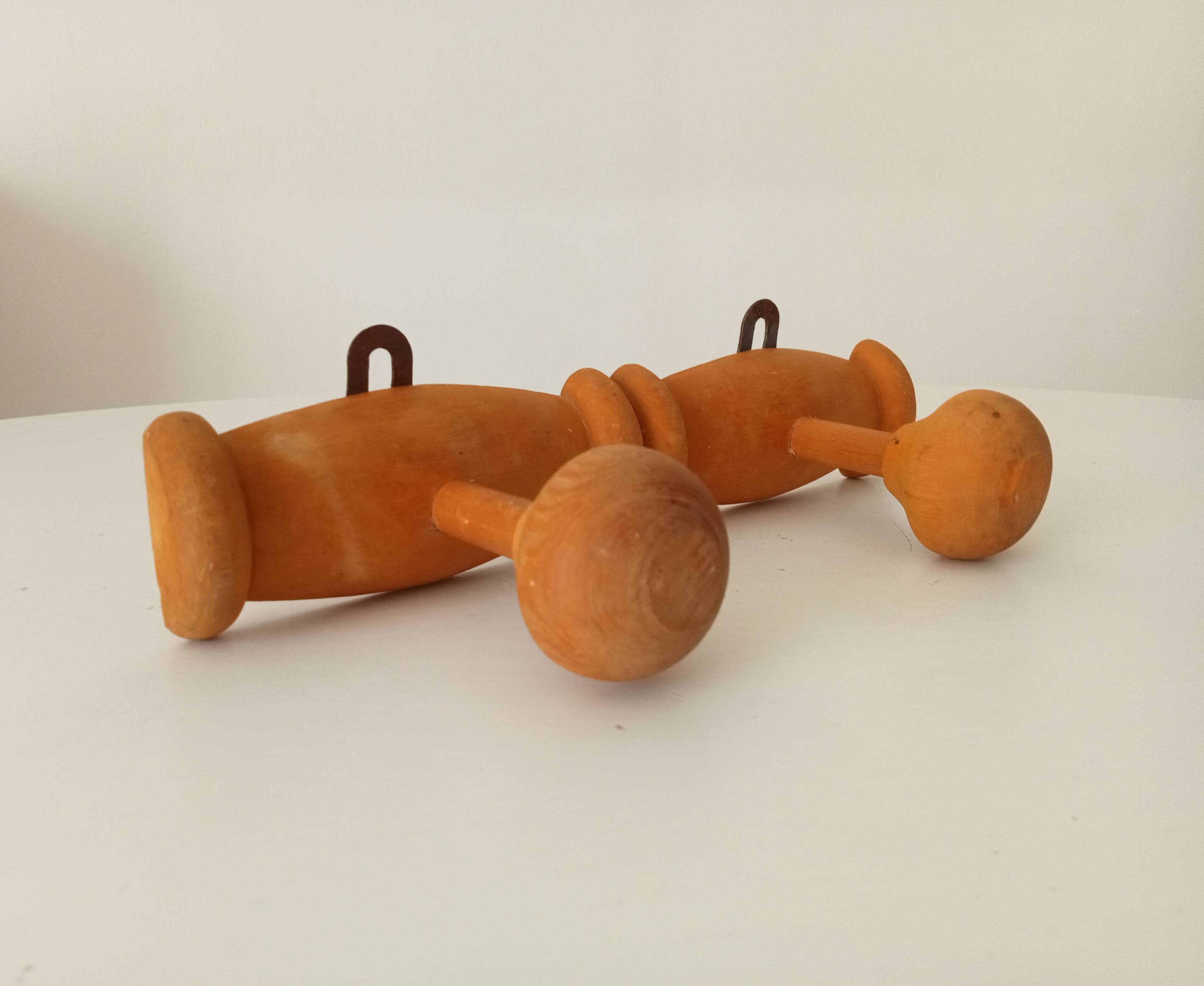 Small vintage wall-mounted coat rack with chinoiserie design