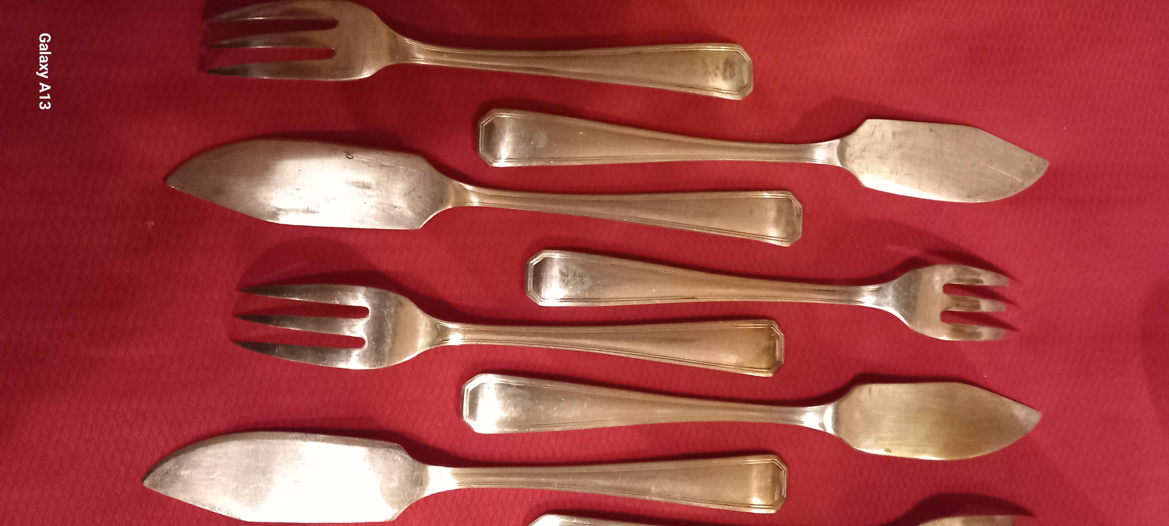 SILVER METAL FISH CUTLERY FRIONNET François