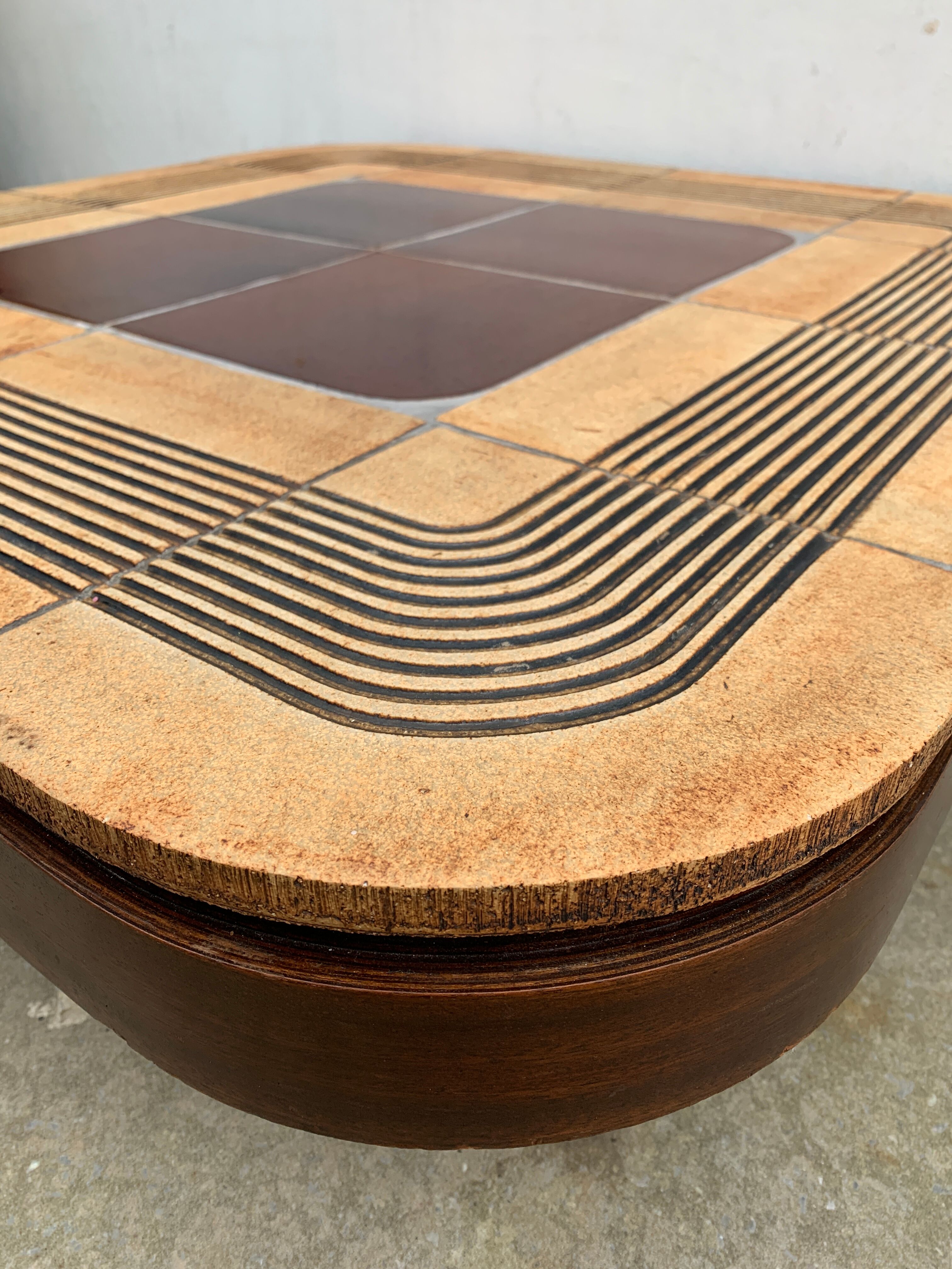 Ceramic coffee table signed Roger Capron and wood, Mambo model of the 1970s