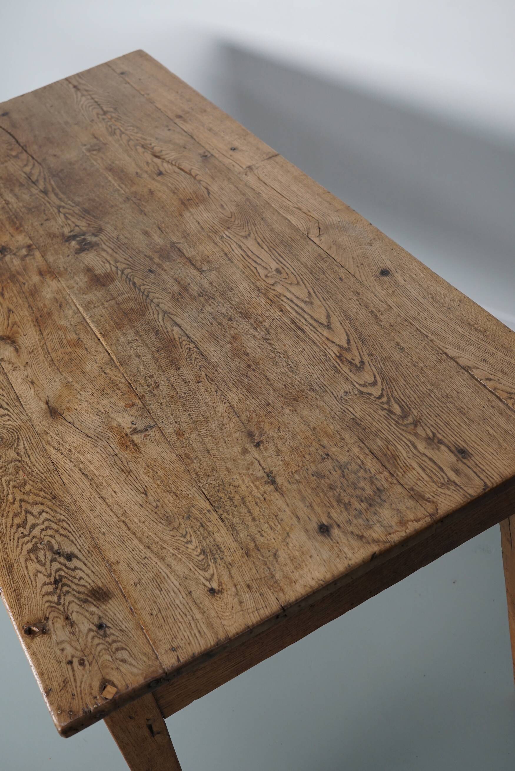 Antique light gold oak 19th century french rustic farmhouse dining table