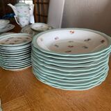 dinnerware set