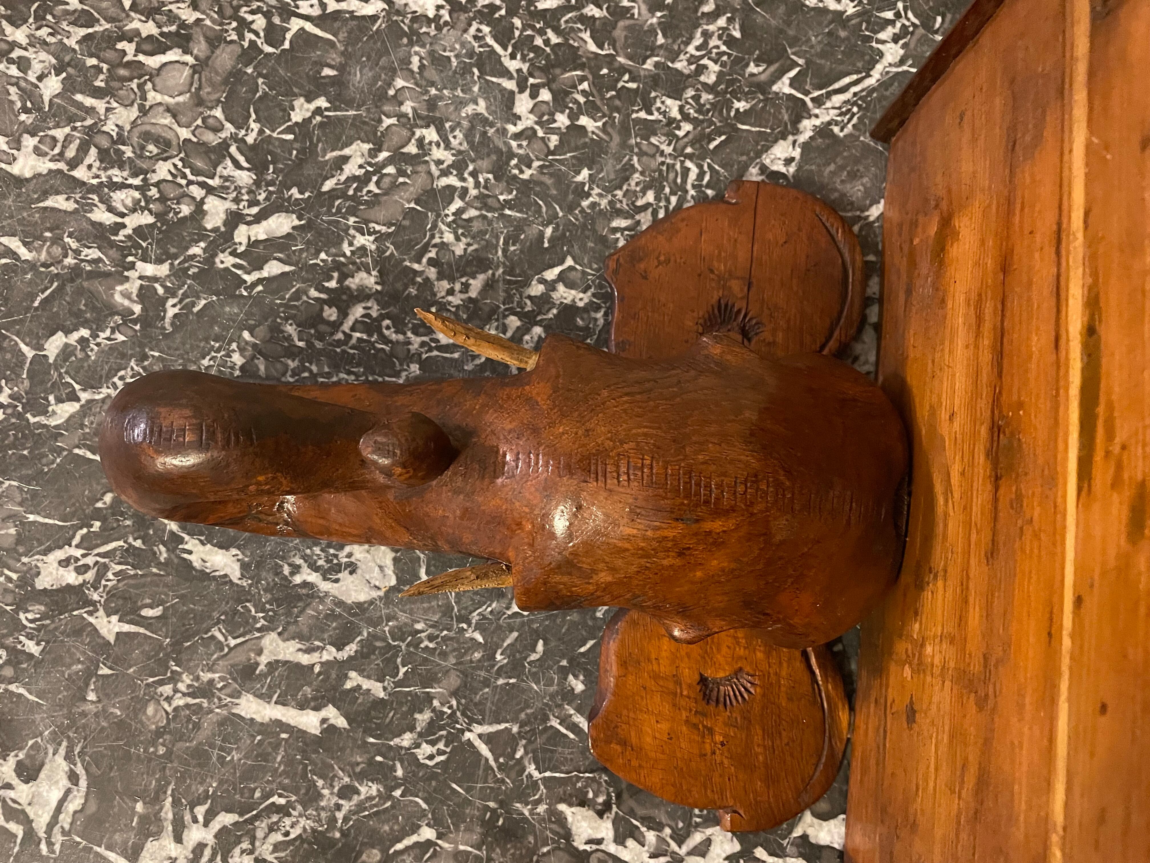 Wall console elephant head