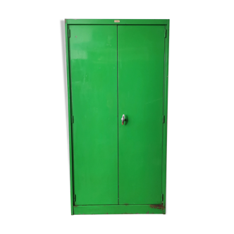 Green industrial Ronéo wardrobe 50s
