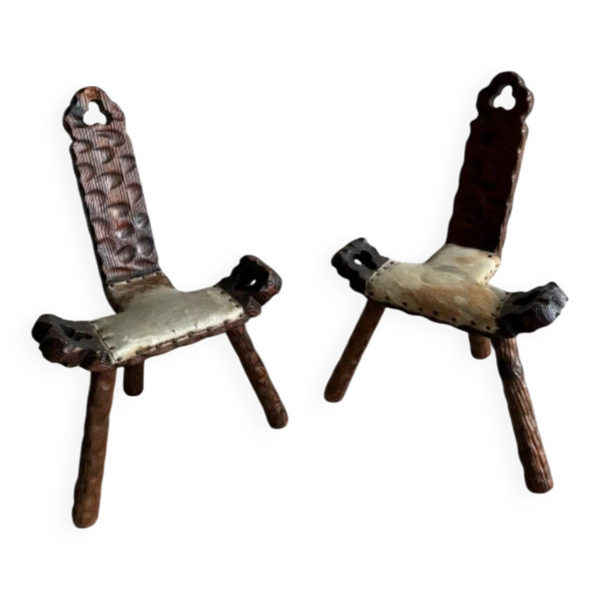Ensemble de chaises espagnoles en bois avec assise en cuir (années 1950)