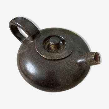 Sandstone teapot