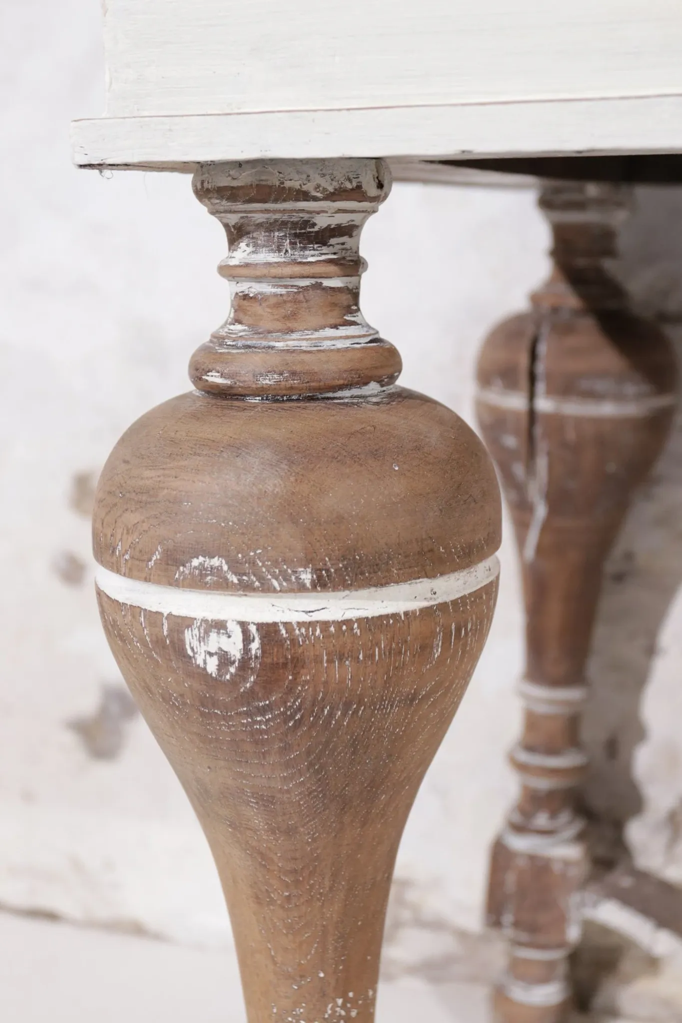 Rare small 17th century Dutch (nursery) cushion cabinet oak white painted