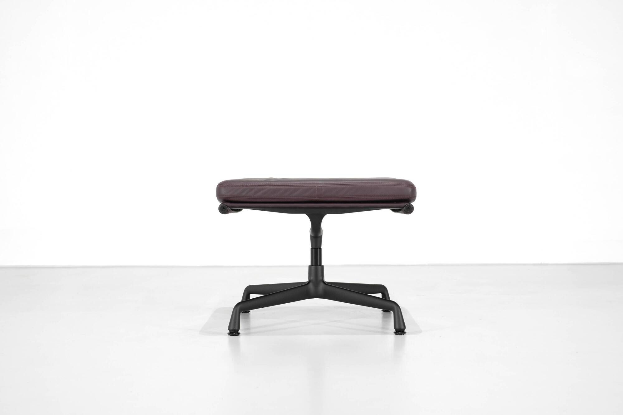 Ottoman Stool "EA 223" designed by Charles and Ray Eames for Vitra, Condition