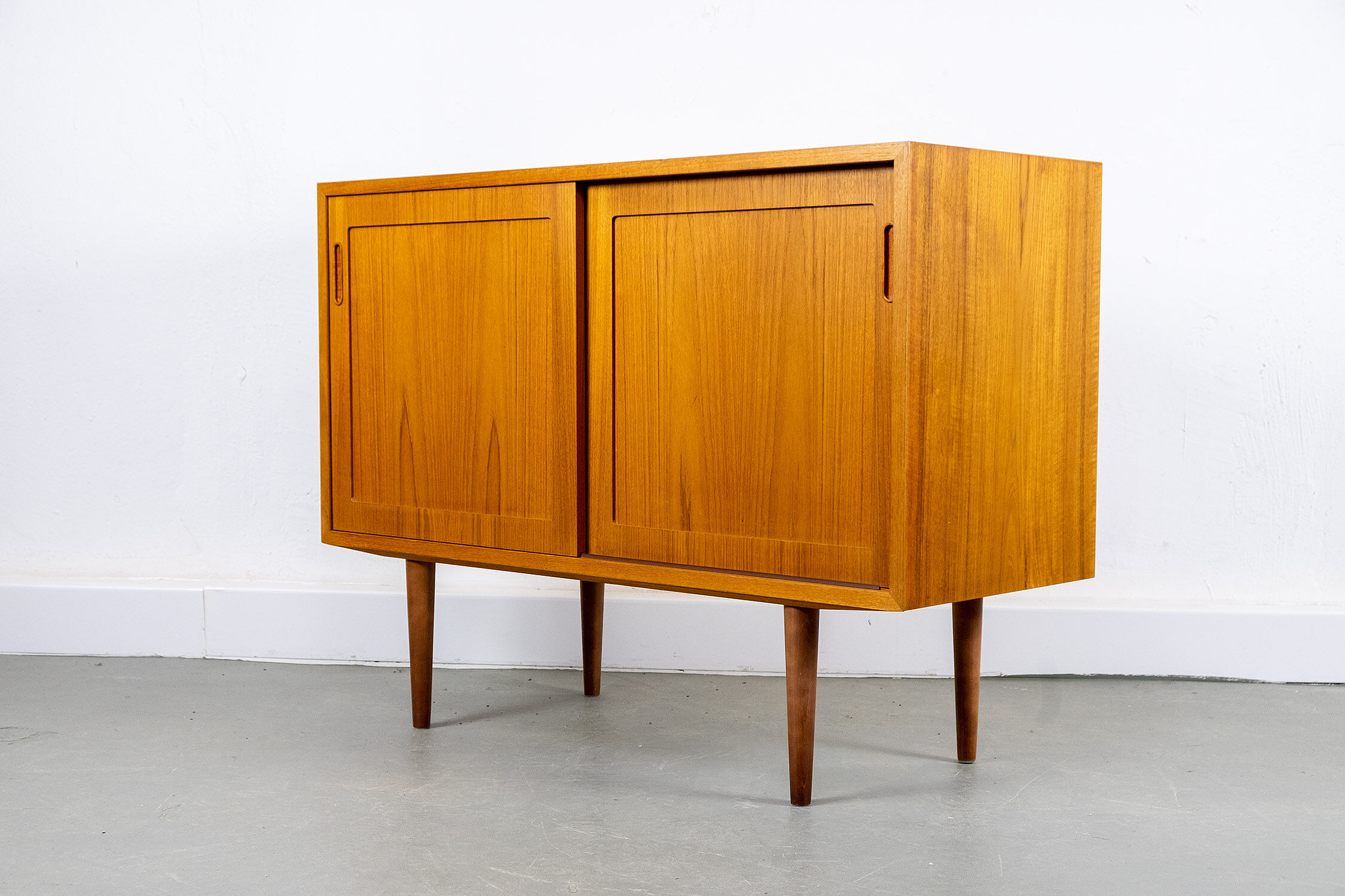 Teak sideboard by Hundevad, Denmark, 1960s