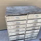 Loom cabinet with drawers