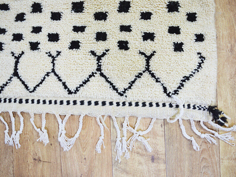 Moroccan berber carpet 252x146cm