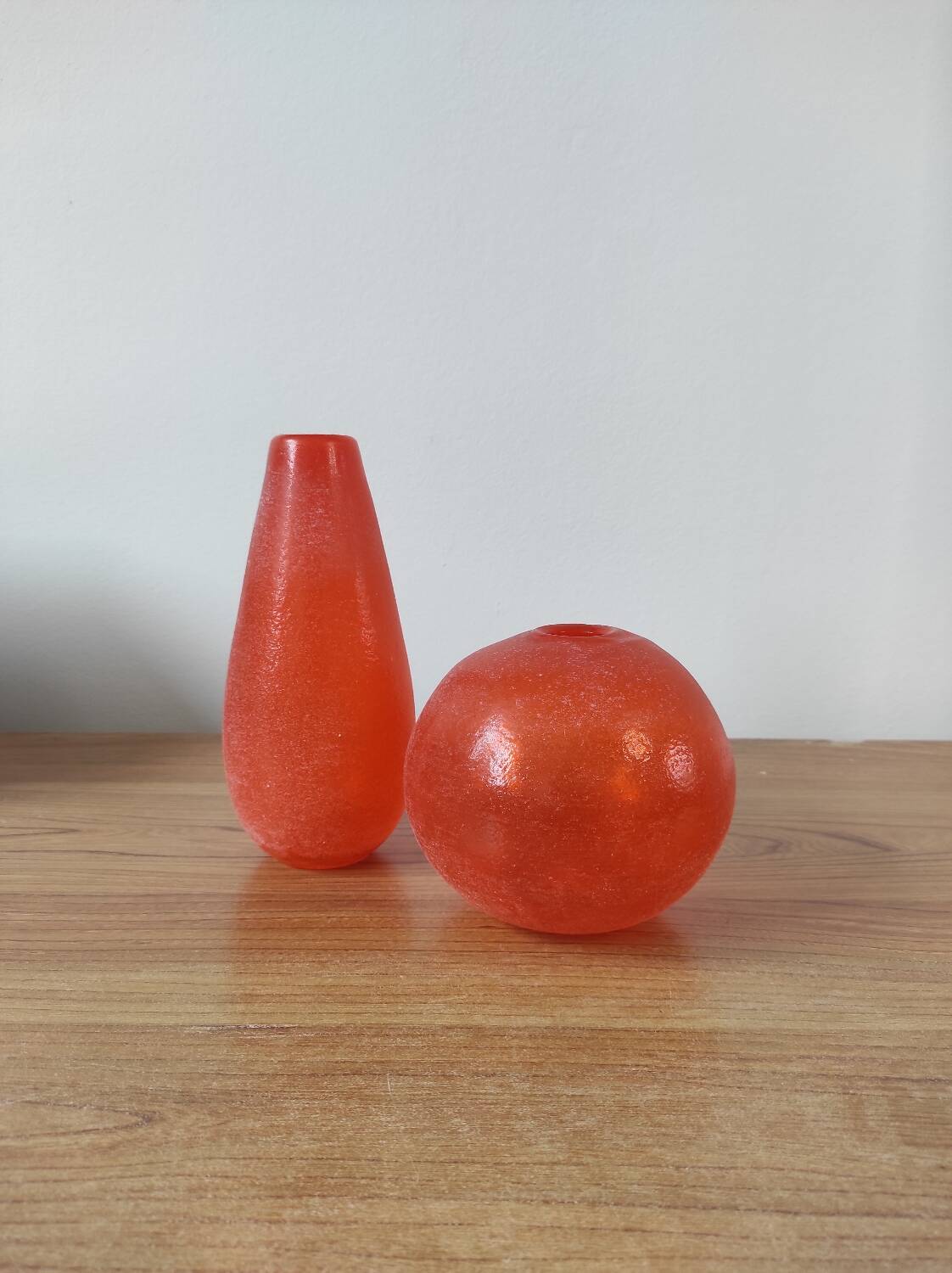 Pair of Murano vases by Seguso - Vintage Corroso glass in orange.