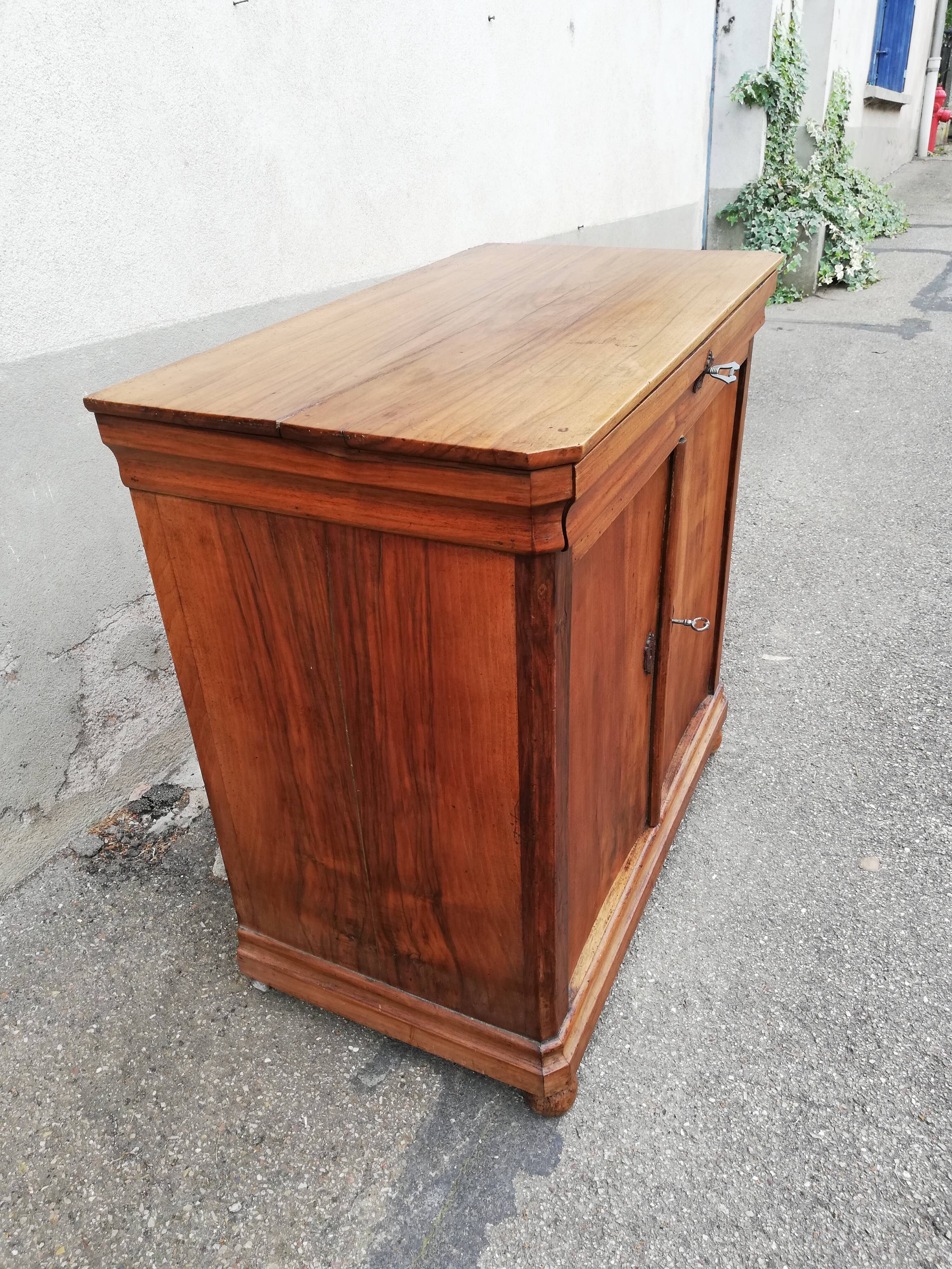 Old walnut buffet 2 doors 1 drawer