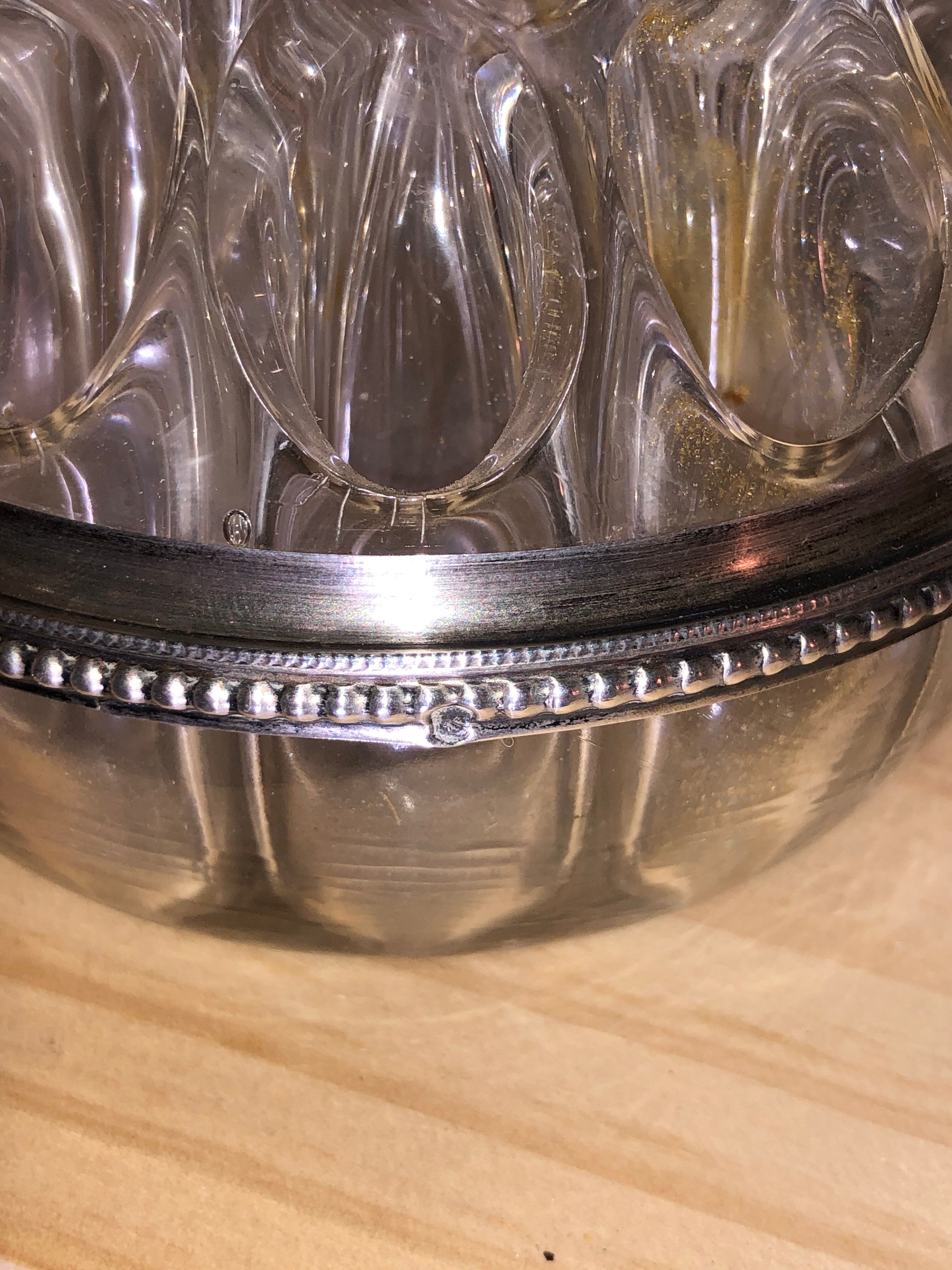 Pique fleur vintage en cristal et cerclage plaqué argent avec poinçon marquage anglais numéroté