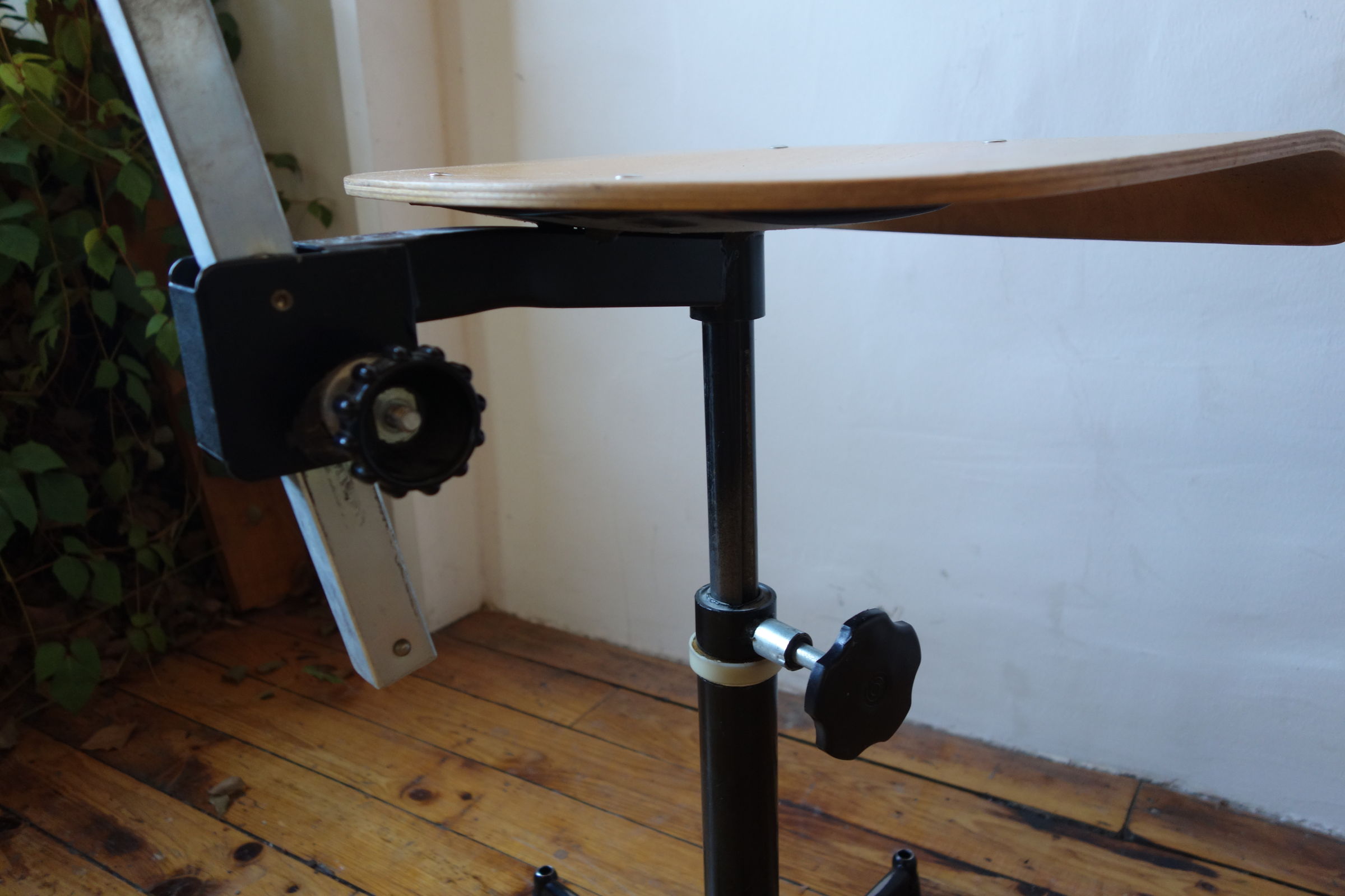 Laboratory school chair 1970