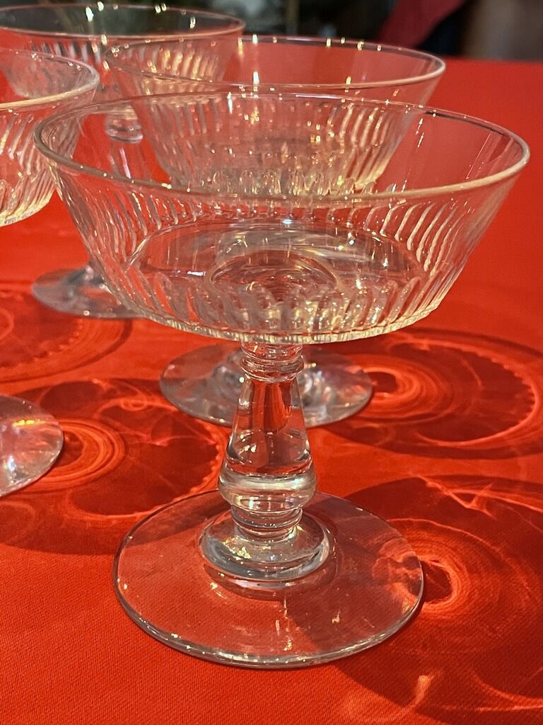 5 crystal champagne glasses