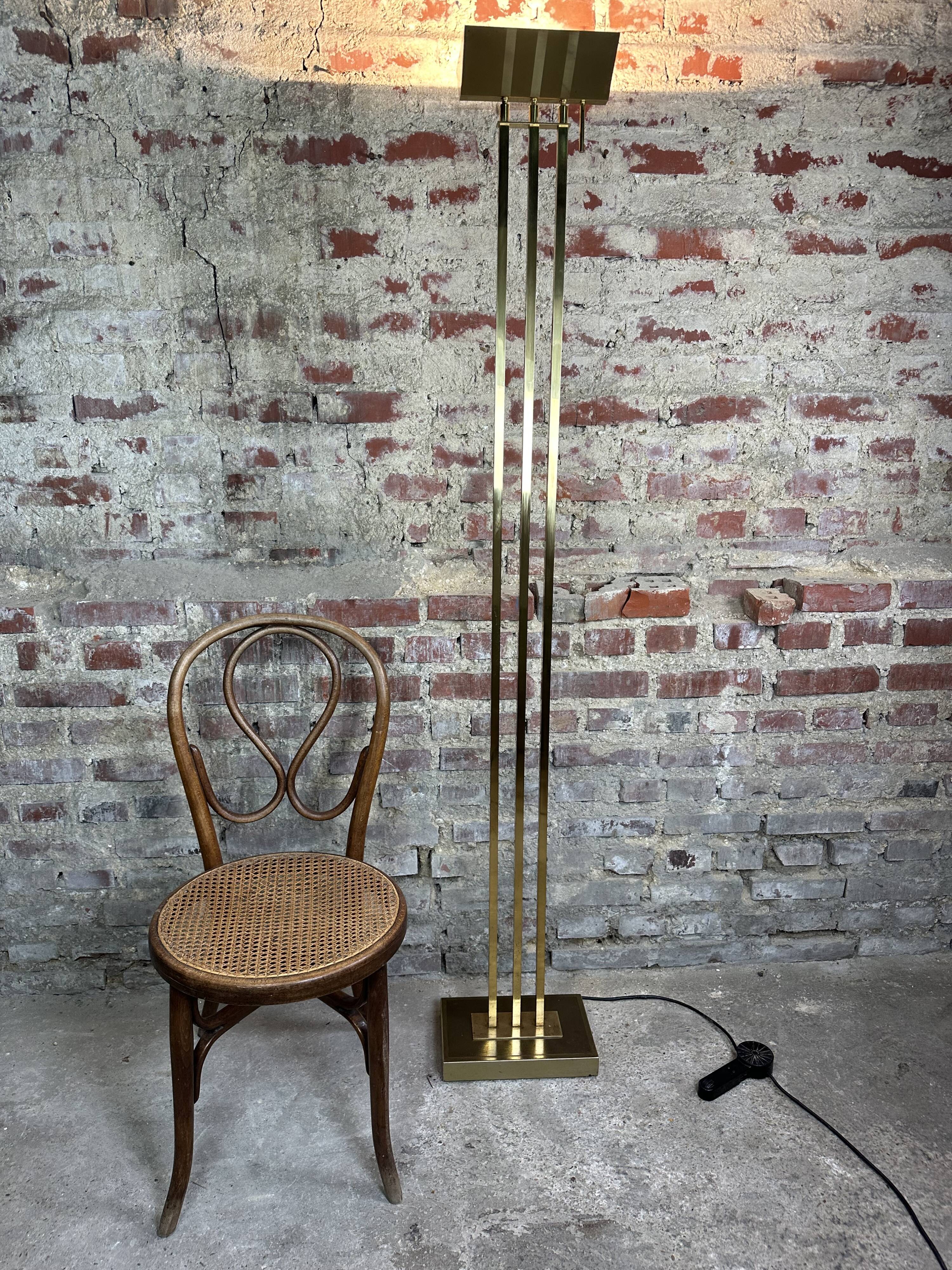 Vintage 80'S halogen floor lamp in gilded brass