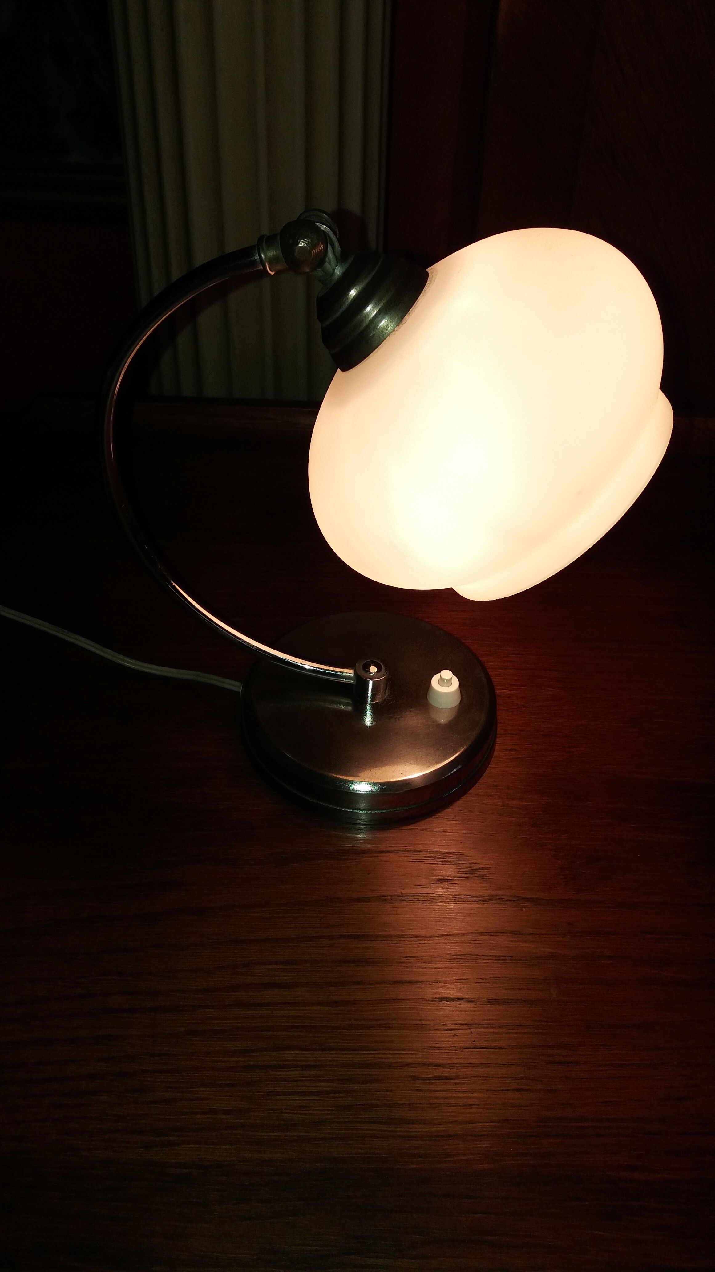 Lampe de chevet chromé