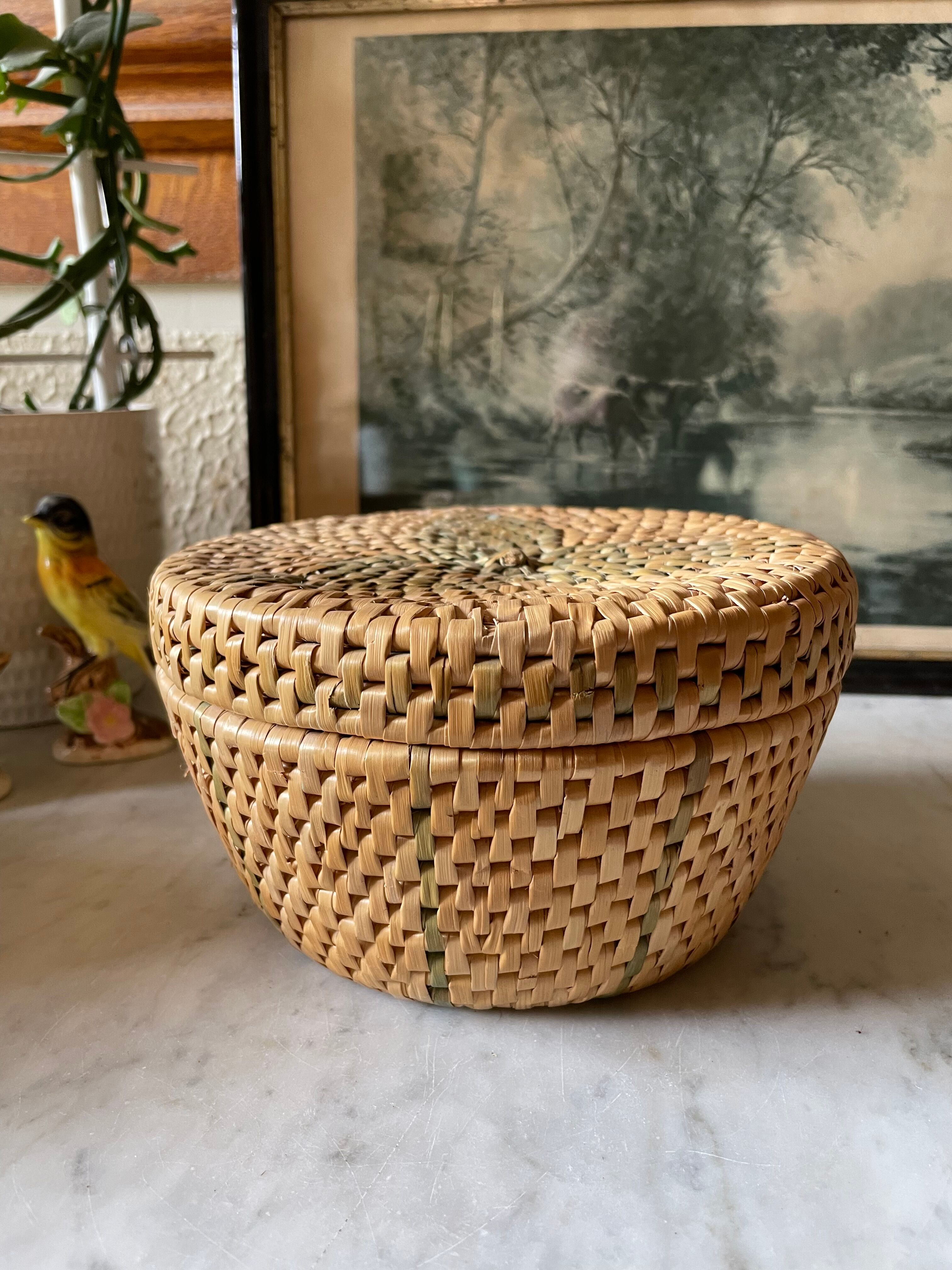 African vintage wicker box