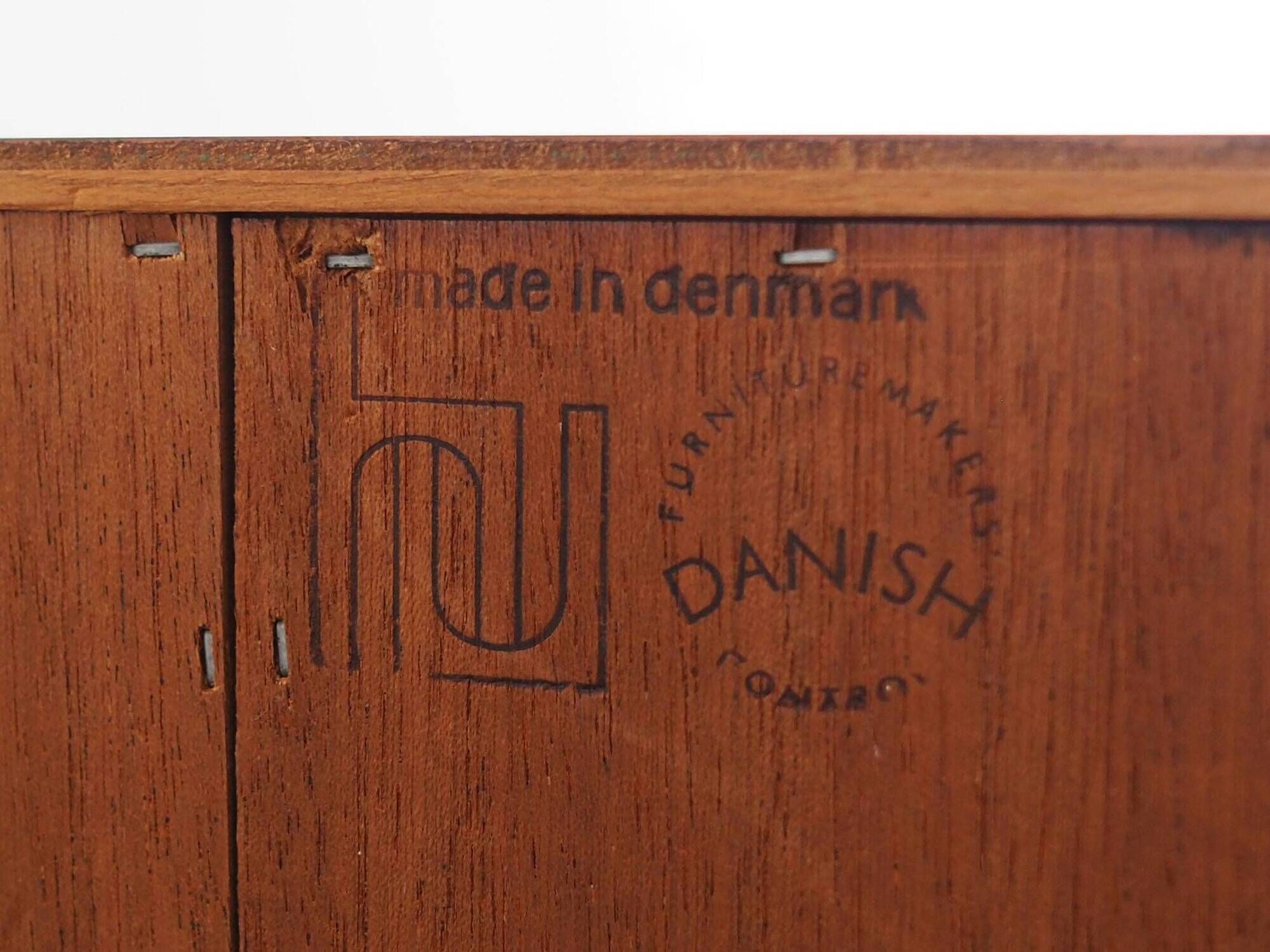 Rosewood bookcase, Danish design, 1970s, production: Hundevad