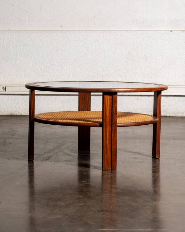 Table basse en cannage et teck de GPLAN