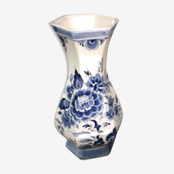 Vase signé Delft