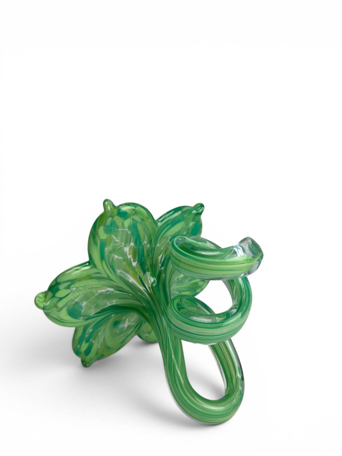 pair of flower candle holders in glass handmade in Italy.