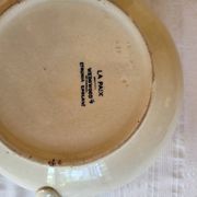 Pair of pots with handles