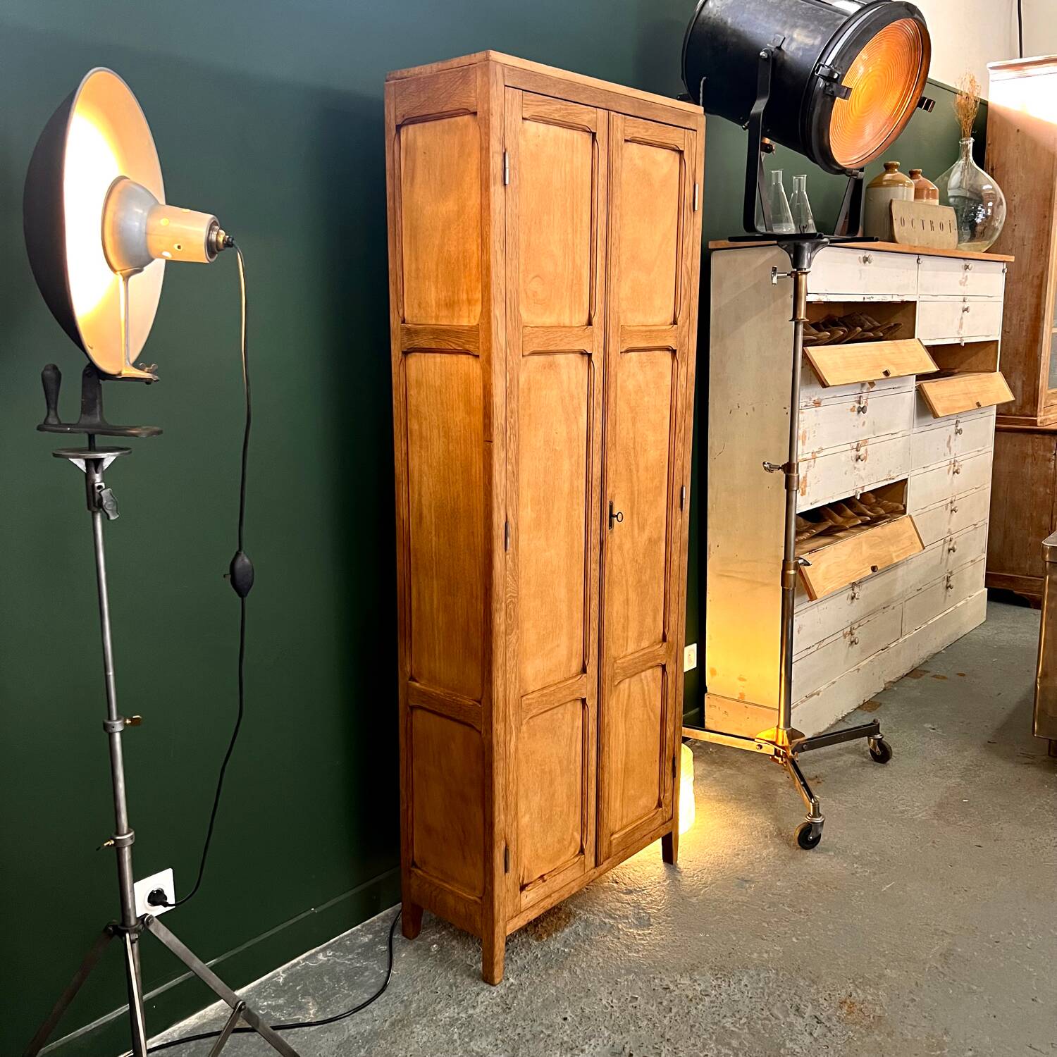Armoire parisienne haute chene brut