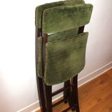 Set of 2 vintage folding chairs