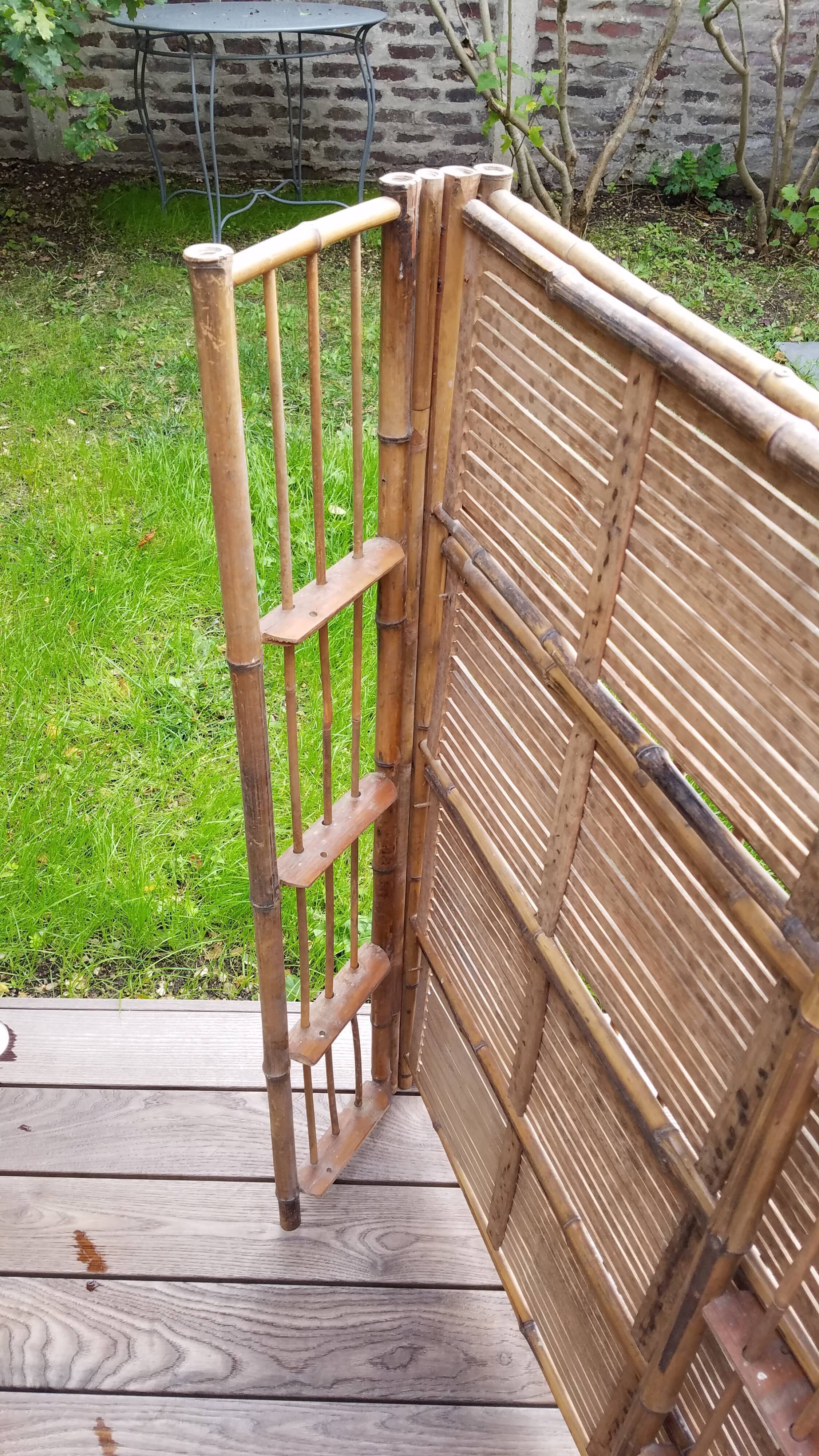 Bamboo shelf, foldable