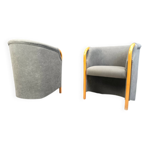 Paire de fauteuils italiens,
