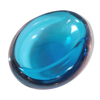 Empty crystal pocket ashtray