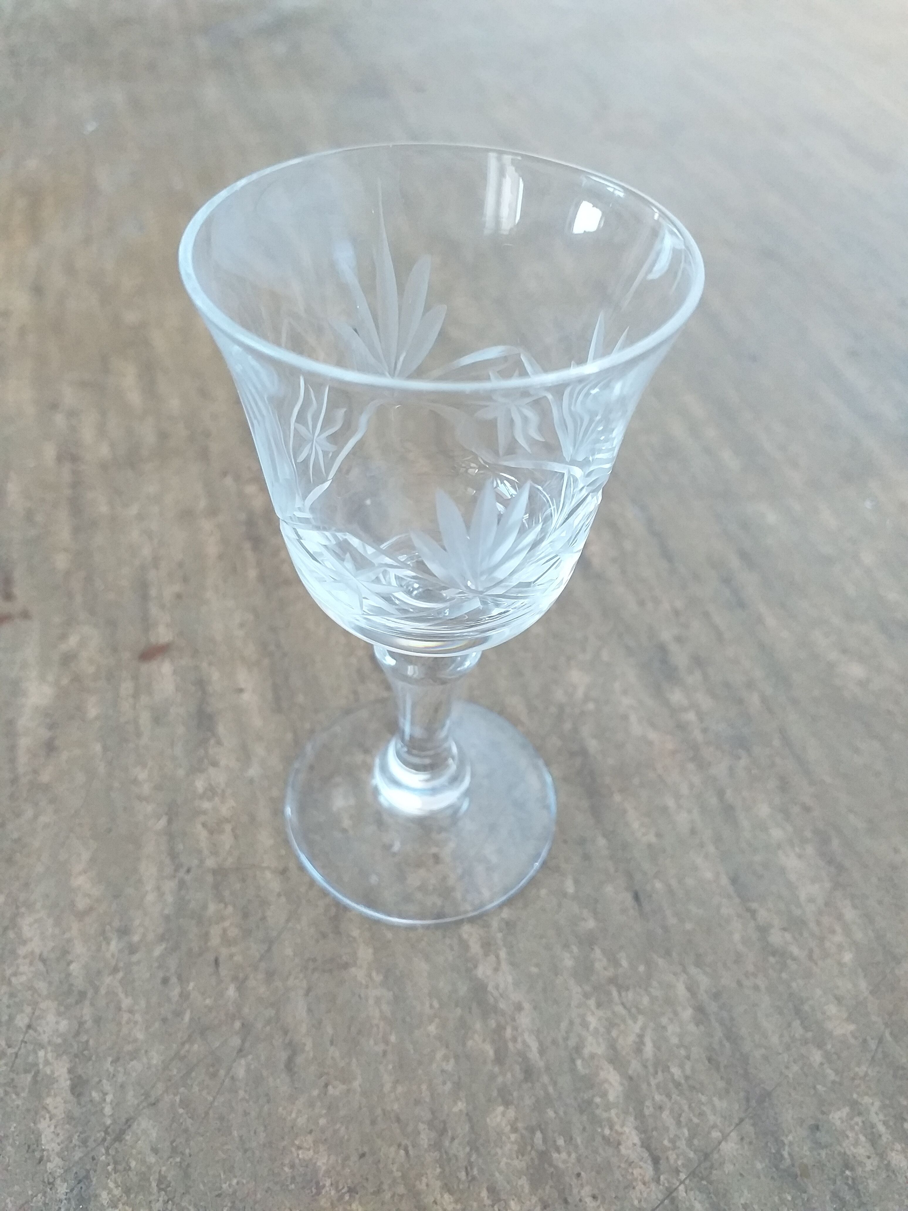 Duo of liqueur glasses