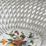 Openwork porcelain fruit bowl.