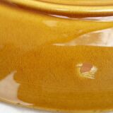 Assiettes en barbotine Gien