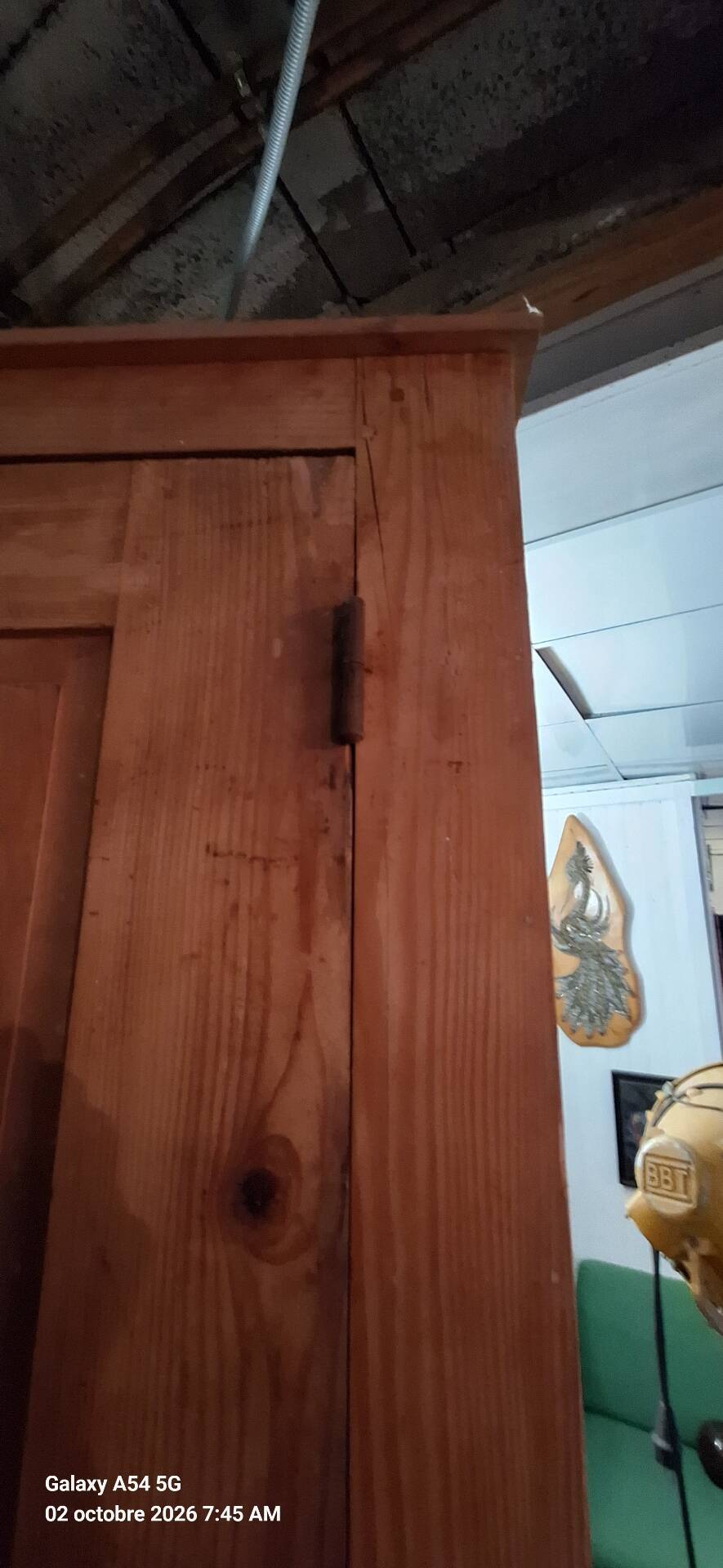High bonnetière wardrobe rustic fir