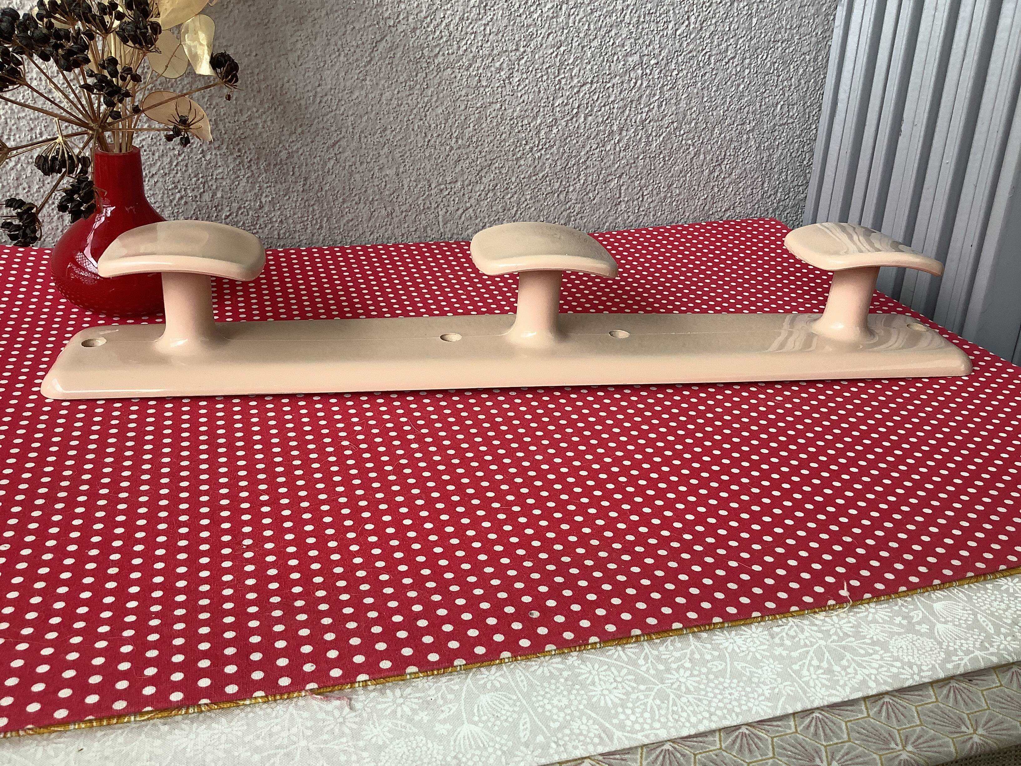 Coat rack Syla space age design