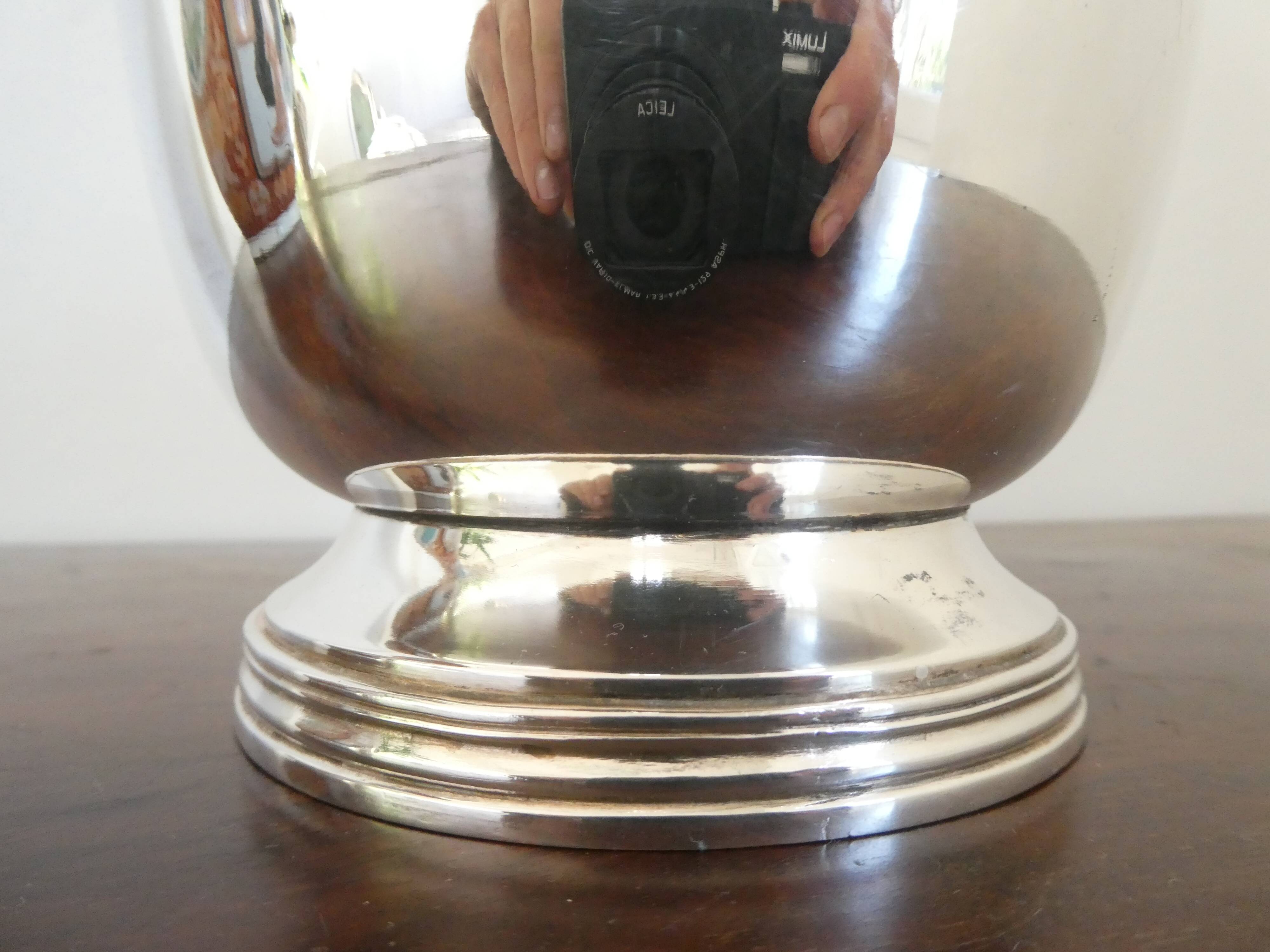 Louis XV style silver-plated metal ice/ice cube bucket