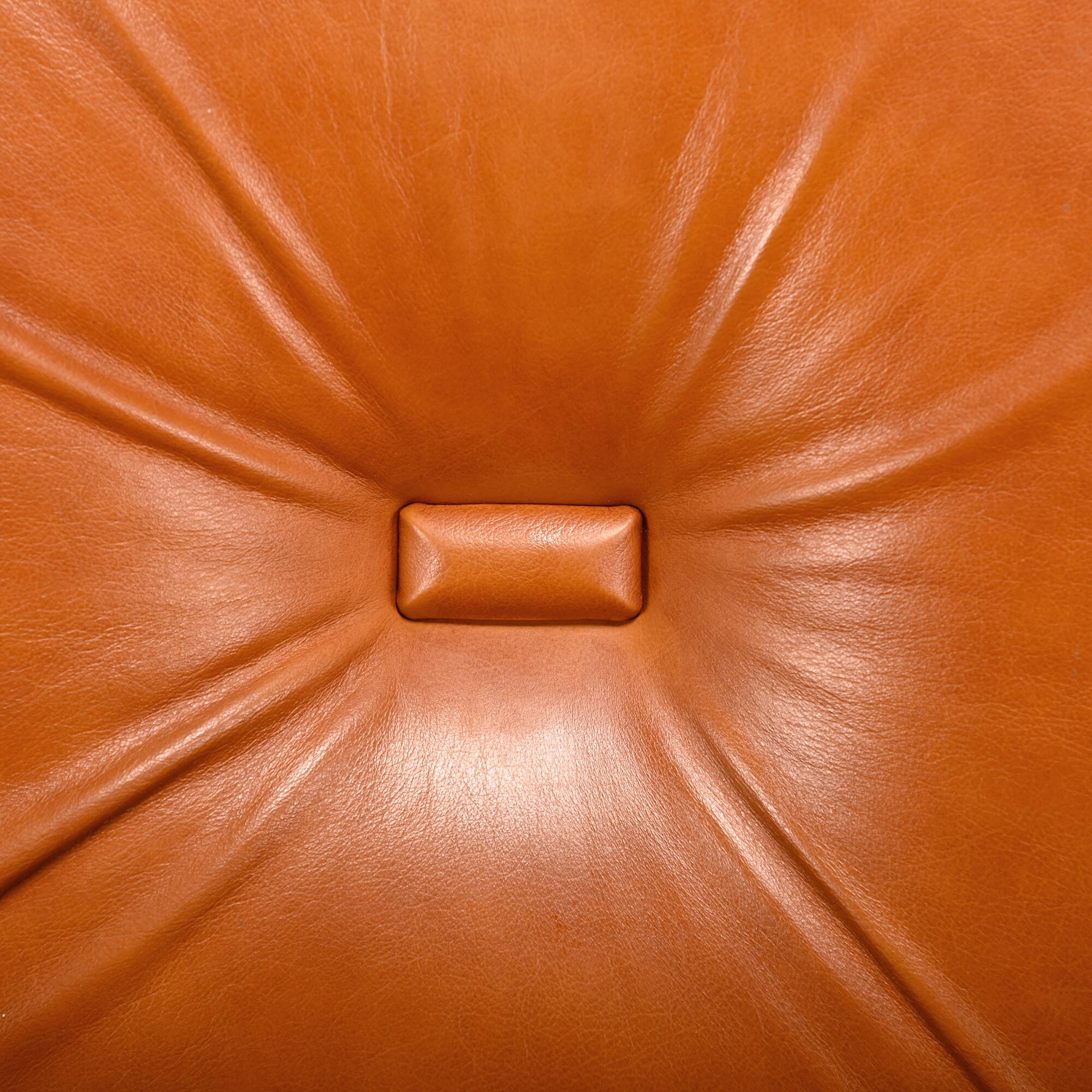 Rino Maturi Depositato Lounge Chairs in cognac leather for Mimo Padova