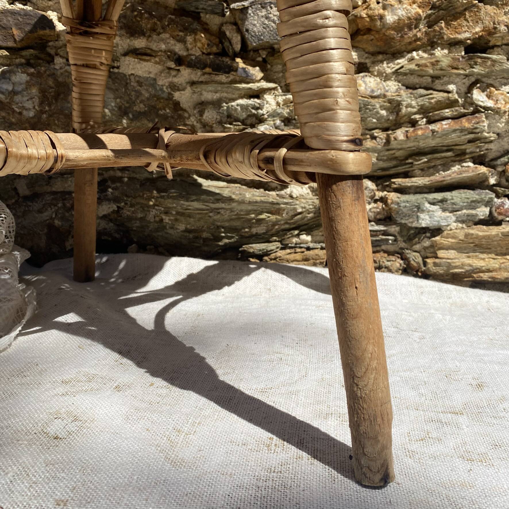 Tabouret en rotin et bois,   années 60