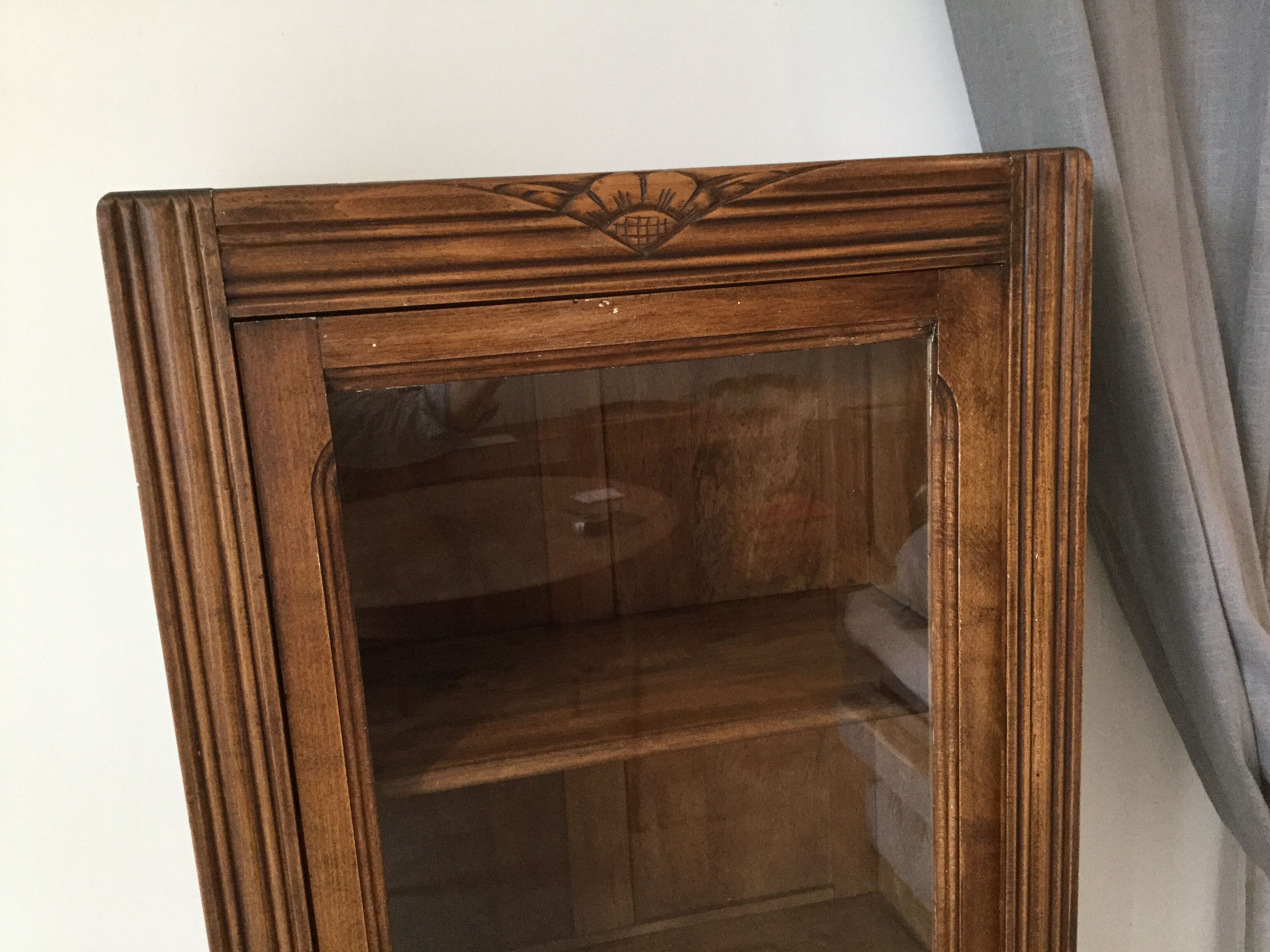 Armoire parisienne vitrée une porte