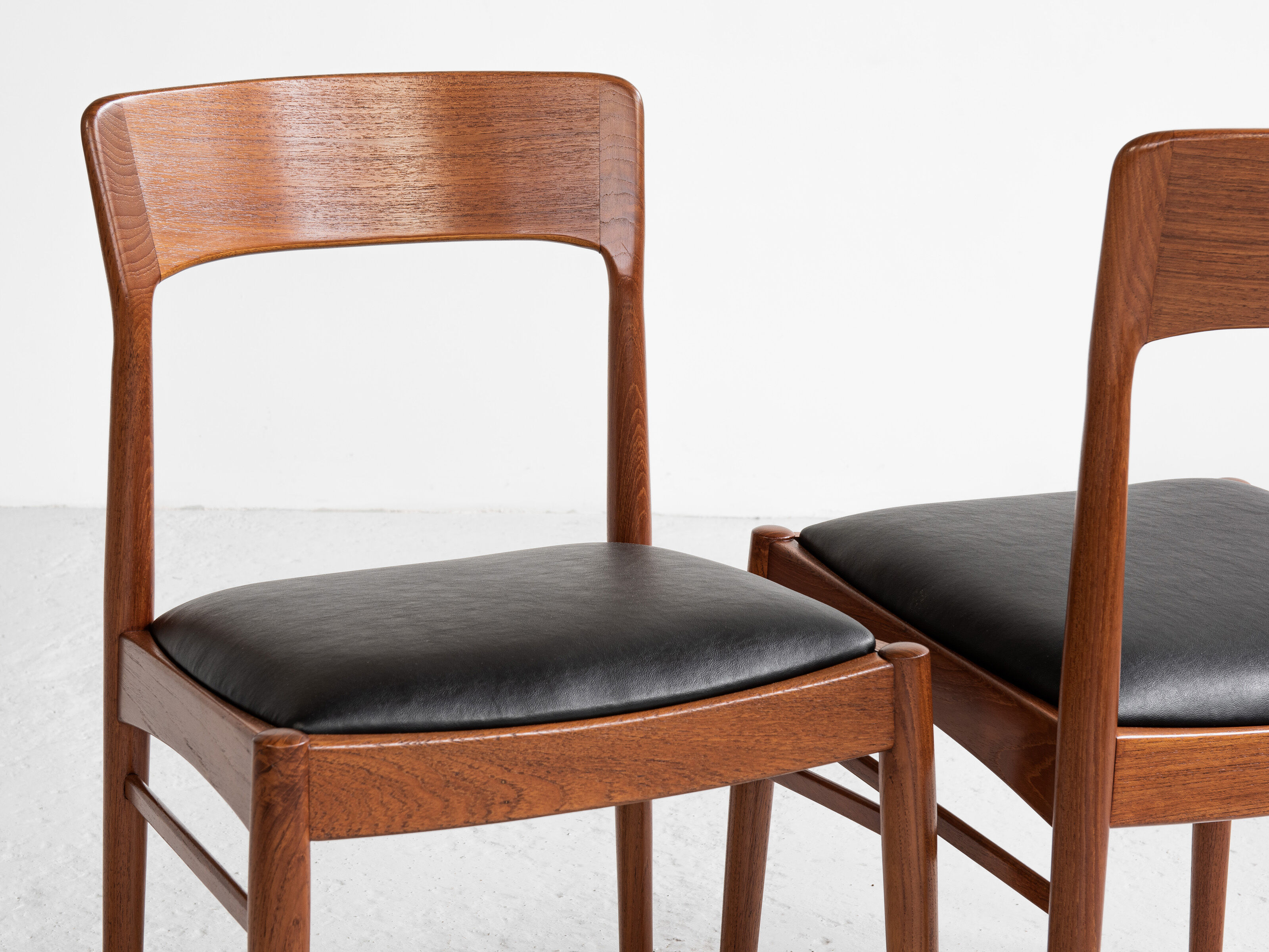 Midcentury Danish set of 8 dining chairs in teak by Henning Kjaernulf for Korup Stolefabrik