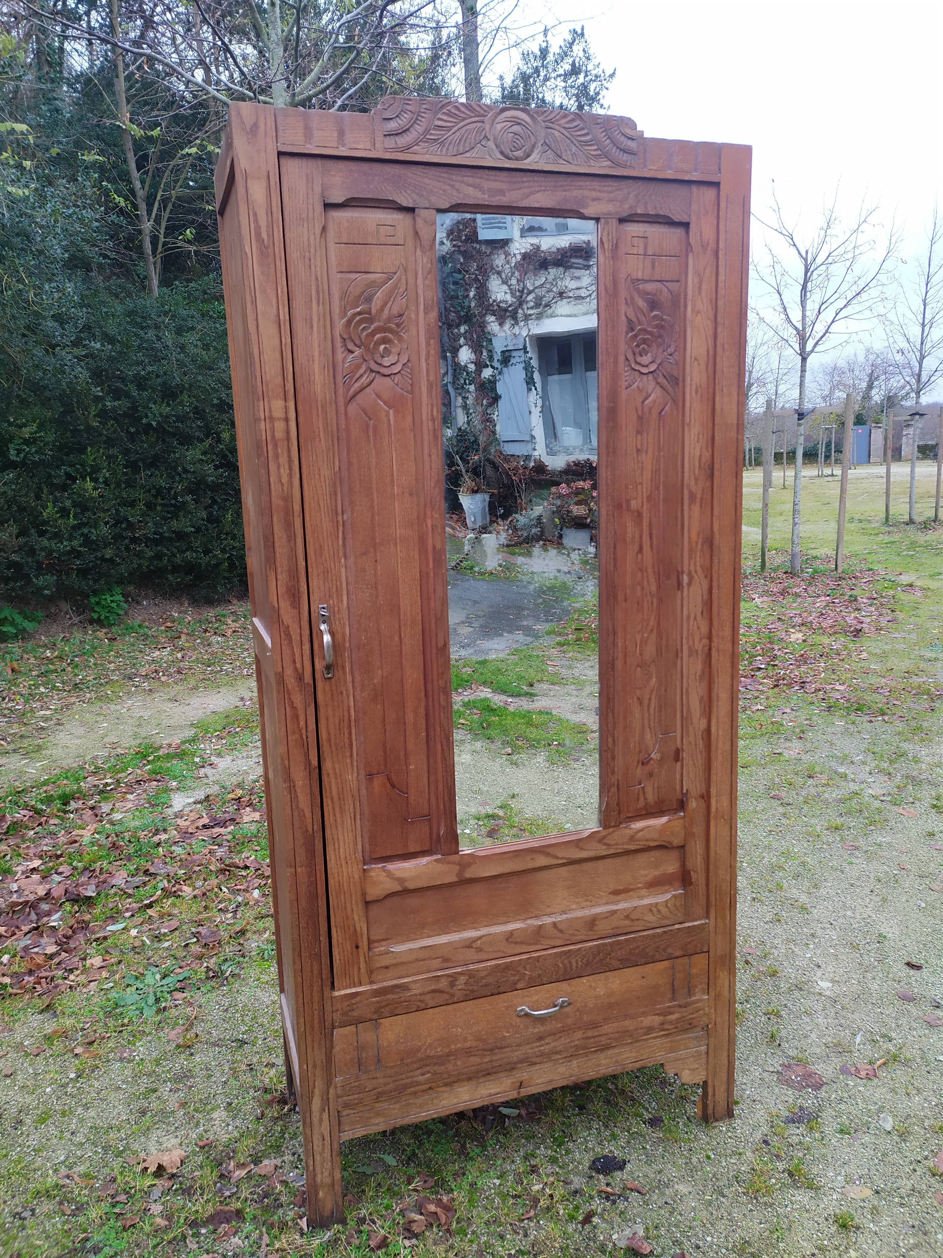 Armoire parisienne art déco